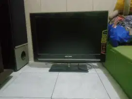 Jual Tv led 24 inch polytron second