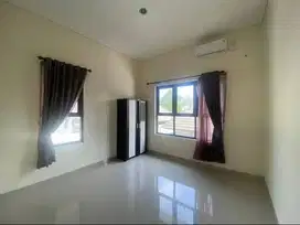 SEWA RUMAH 2LT/2KT Dkt Mall Uptown Di Kedaton BSB City