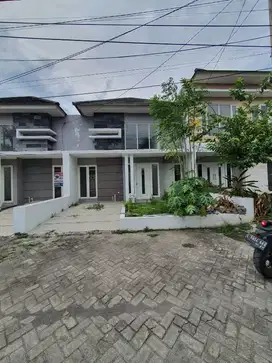 Rumah Dekat Bandara Juanda Dijual cepat