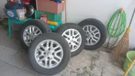 Velg ring 14 nissan evalia