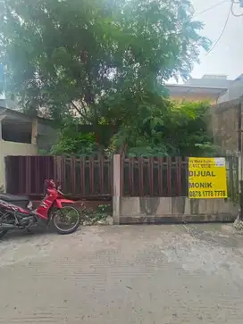 Rumah Tua Hitung tanah di sunter garden, 90m²