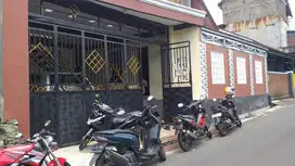 Rumah lantai 2 Ungaran dekat kampus Ngudi Waluyo dijual murah nego