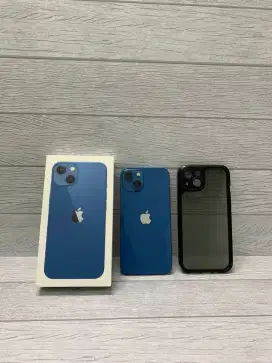 Apple iPhone 13 128GB Blue Ex Garansi Resmi iBOX