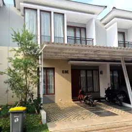 Di Sewakan Rumah di Premier Estate 2