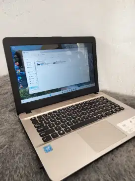 Laptop asus x441m