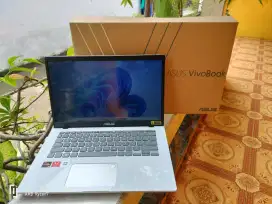 Asus Vivobook Ryzen 5 3500U SSD 128 GB+Hardisk 1 TB Ram 8 GB Fullset