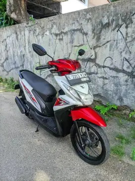 Dijual honda beat FI esp tahun 2016 kondisi baguss