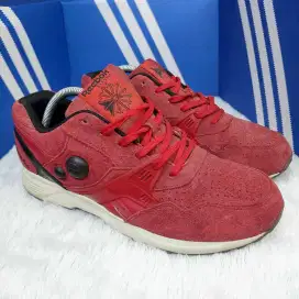 Reebok Pump Running Red