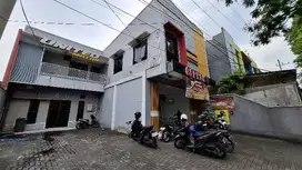 Ruko pinggir jalan utama jl. Karimata