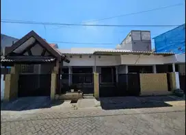 Jual rumah di Jln Darmo Permai Surabaya barat