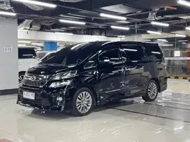 Vellfire Z Golden Eyes 2.4 A/T tangan pertama daru baru