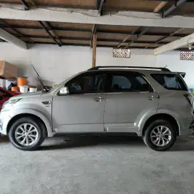 Daihatsu terios F700RG TX MT , warna silver 2015