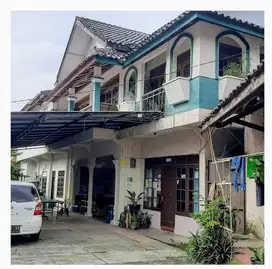 Rumah Dengan Kios Usaha  dan Kontrakan Di jalan Raya Utama Kota Bogor