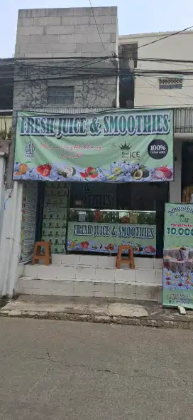 Dibutuhkan segera crew outlet juice