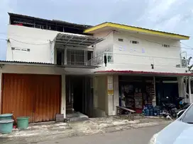 Kost kosan full furnished 3lantai luas 10x30 300m Beji Depok