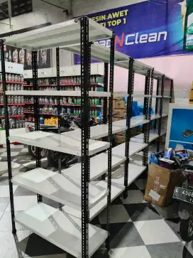 Rak besi Siku lubang ready siap kirim