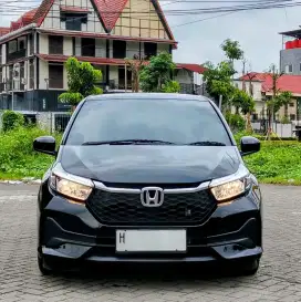 Av Mobil BRIO E 2024 AT KM 4000 PAJAK PANJANG ISTIMEWA SEKALI