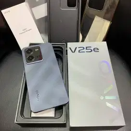 VIVO V25E (12/256)