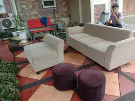 Melayani servis sofa panggilan