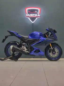 UNIT SIMPANAN!! YAMAHA R15 V4 BLUE RACE TH 2022. MULUS ODO 11RBan