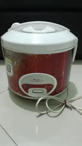 Dijual rice cooker stainless 1.8 maspion