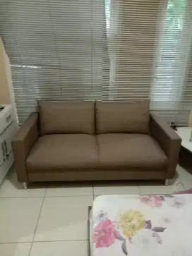 Melayani servis sofa panggilan