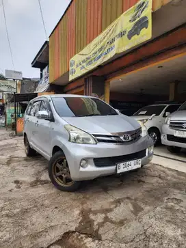 DP 3 JUTA, Avanza G AT 2013