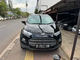 Ford ecosport titanium 2014 AT sunroof