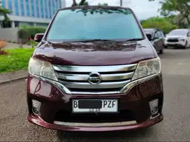 NISSAN SERENA 2.0 HWS AT 2013