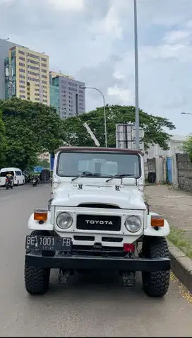 Toyota Kijang 1980 Bensin