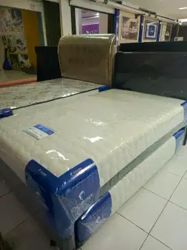 Segampang itu bawa pulang spring bed 2 in 1 hanya di Home Credit!!