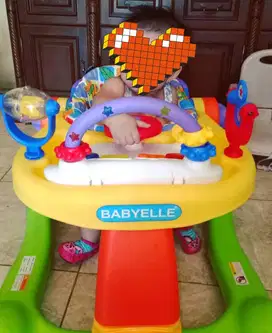 Jual murah BabyWalker Babyelle good condition