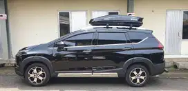 roofbox xpander cross roof rack box 550 liter pasola hitam