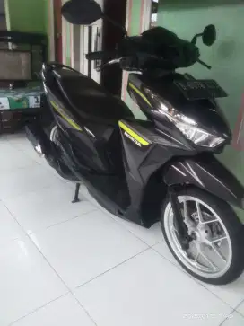 Honda Vario 125 Thun 2016