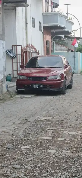 Toyota Corolla 2000 Bensin