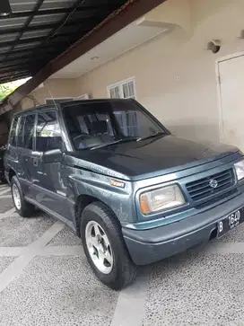 Suzuki Escudo 1995 Bensin