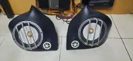 Satu set audio mobil