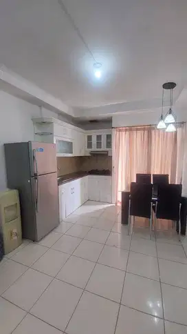 Disewakan Apartemen Mediterania Garden 2, 3BR Furnish Luas 70,5m2