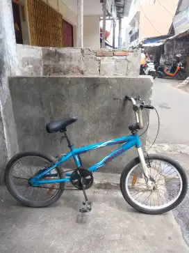 Bmx united size 20