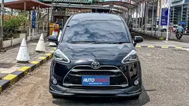 [Low Price] tdp12JT Toyota Sienta Q AT Hitam nik 2017