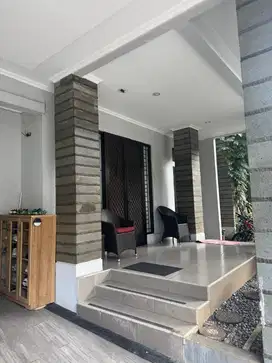 Rumah siap huni Furnish di cluster premium bintaro jaya