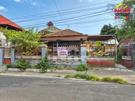 Dijual Rumah Classic 150 Meter dari Jl. Basuki Rahmat - Banyuwangi