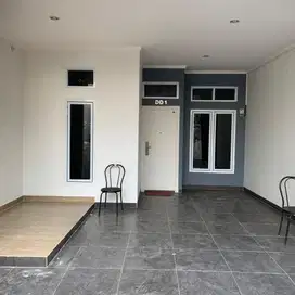 Rumah Siap Huni 3 Kamar Tidur Di Pisangan Baru Raya Jakarta Timur