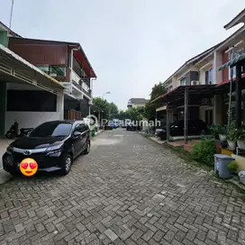 DIJUAL VILLA JALAN EKA SURYA KOMPLEK GRAND MONACO (Vincent AP)