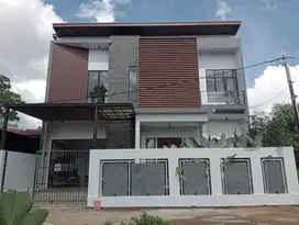 Dijual Rumah Mewah 2 Lantai Dikota Pontianak