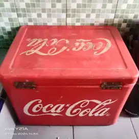 Box ES Cocacola