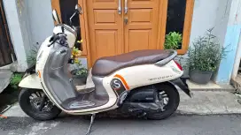 Scoopy Prestige 2021