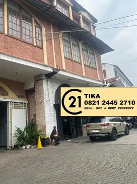 Disewakan Gedung di Jalan Utama Bintaro bisa untuk Bisnis Kantor