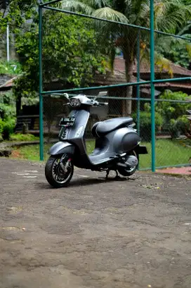 PIAGGIO VESPA MATIC SPRINT IGET FACELIFT TERMURAH BERGARANSI