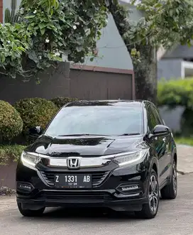 Like New!Honda HRV SE Plus 2021 AT